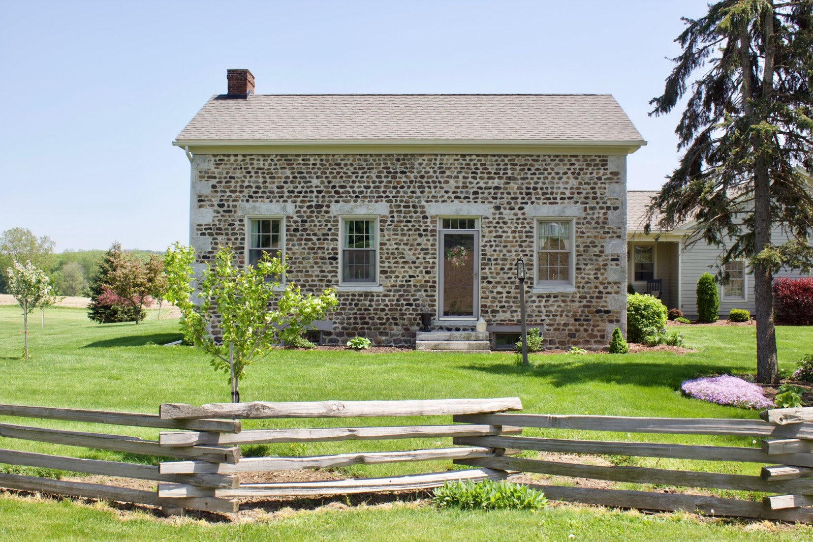 Pav1 190323 Cobblestone Photographs Catalog